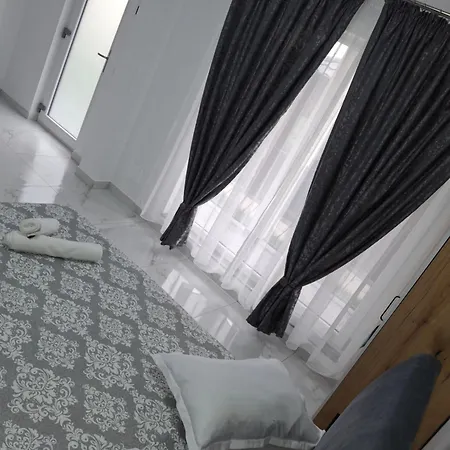 בית הארחה Casa Niko